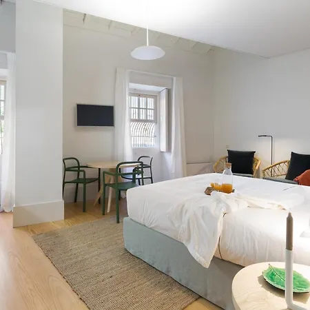 B28 Apartment